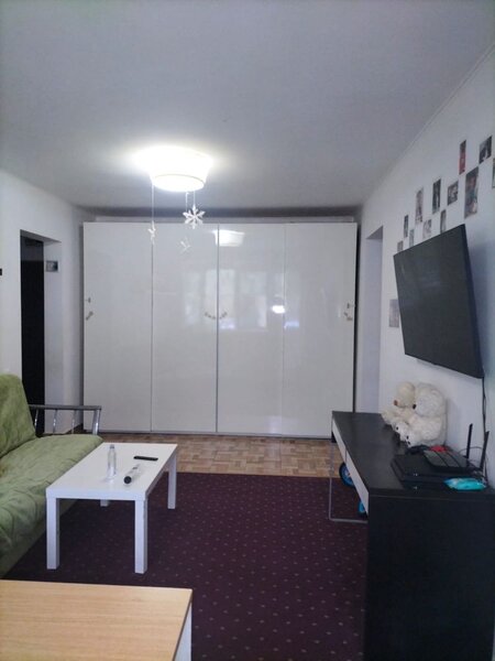 Berceni, Emil Racovita, 2 camere,